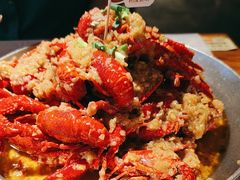 -巴厘龙虾·榜首油焖大虾(音乐学院·沿江酒馆店)