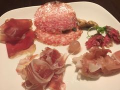 -恰餐厅及酒吧 CHAR Bar & Grill (北京丽都皇冠假日店)