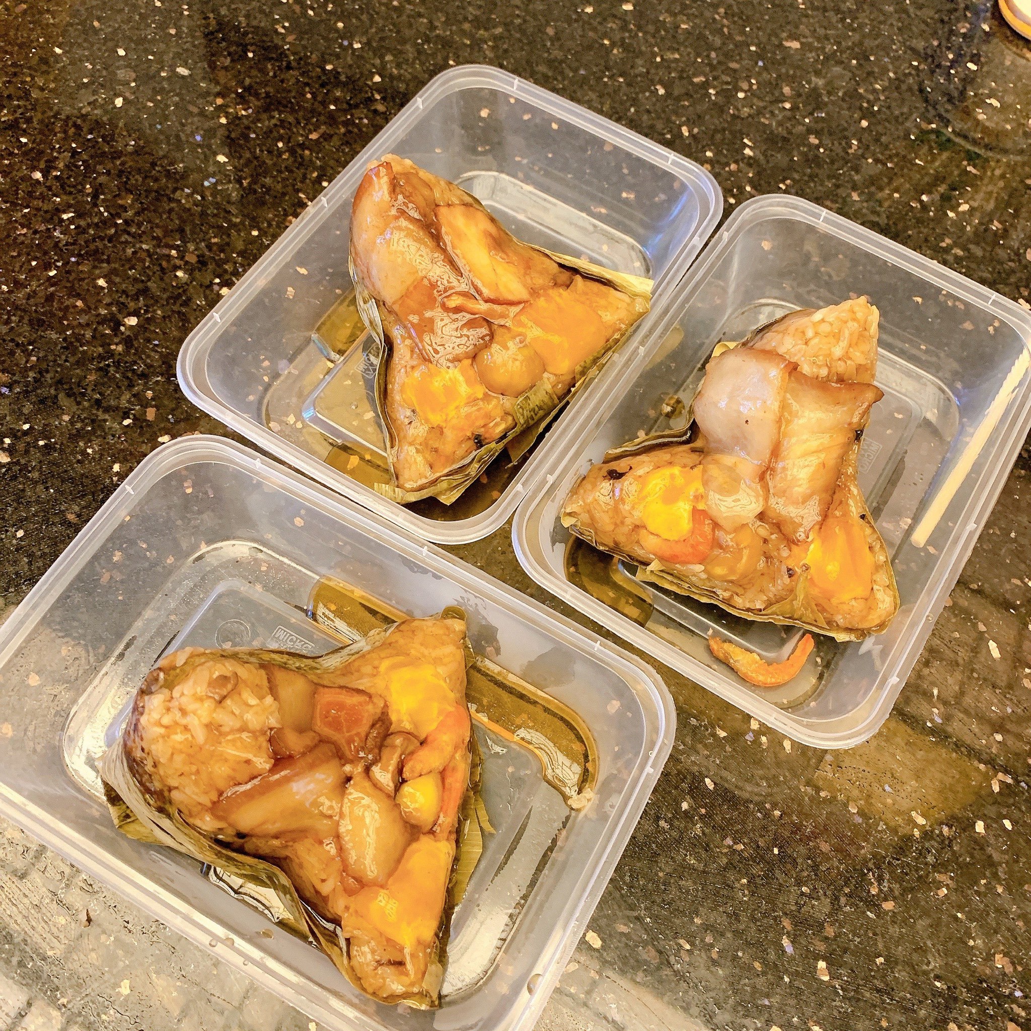 🌸小煜带你吃美食之老妈宫粽球🌸 品