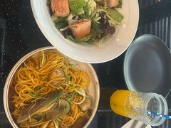 -BOURBON 玻本美式餐厅酒吧(虹桥新天地店)