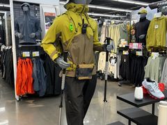 -迪卡侬(大英山店)