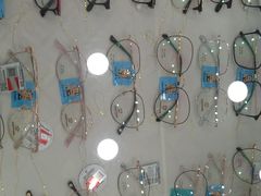 -独秀眼镜(潜阳路一中店)