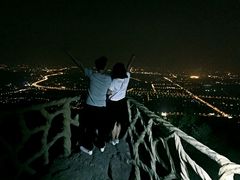 -鬼笑石后山停车场