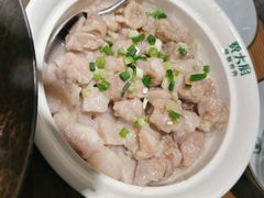 香芋蒸排骨-费大厨辣椒炒肉(万家丽一店)