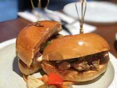 -wineapp葡萄酒餐吧(外滩金融中心店)