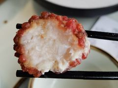 杨梅鳕鱼球-柳莺湖上·湖景餐厅·江南菜(西湖店)