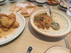 -小船渔村•大连菜•大连焖鱼(黄河路店)