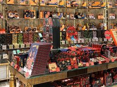 -VENCHI 闻绮(北京国贸商城店)