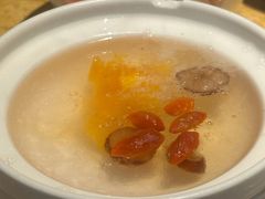 -雍和会海鲜姿造自助(湖东路店)