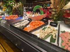 -钱小奴海鲜自助黑金店(杭州滨江龙湖店)