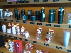 零售区-星巴克臻选(舟山凯虹广场店)
