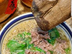 -云阿蛮云南生烫牛肉米线(奉贤路店)