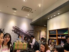 -星巴克(重庆火车北站北广场II店)