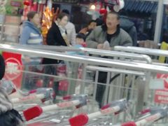 -大润发(花雨店)