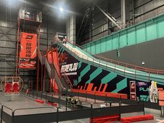 -极限PLAY运动娱乐新世界·团建派对表演休闲馆·室内高空游乐园