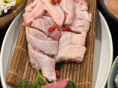 -得意咚瓜·顺德鱼生·冬瓜火锅(深圳首店)