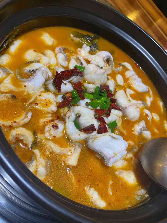 溪雨观酸菜鱼(日月光店)