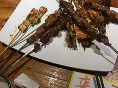 -平娃三宝烧烤·面食(南小街店)