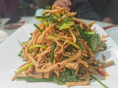 -老三烤肉·融合菜宴会厅