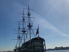 -阿芙乐尔号巡洋舰