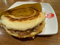 腊汁肉夹馍-子午路张记·肉夹馍(华强北店)