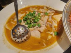 -麻六记(凤凰汇店)