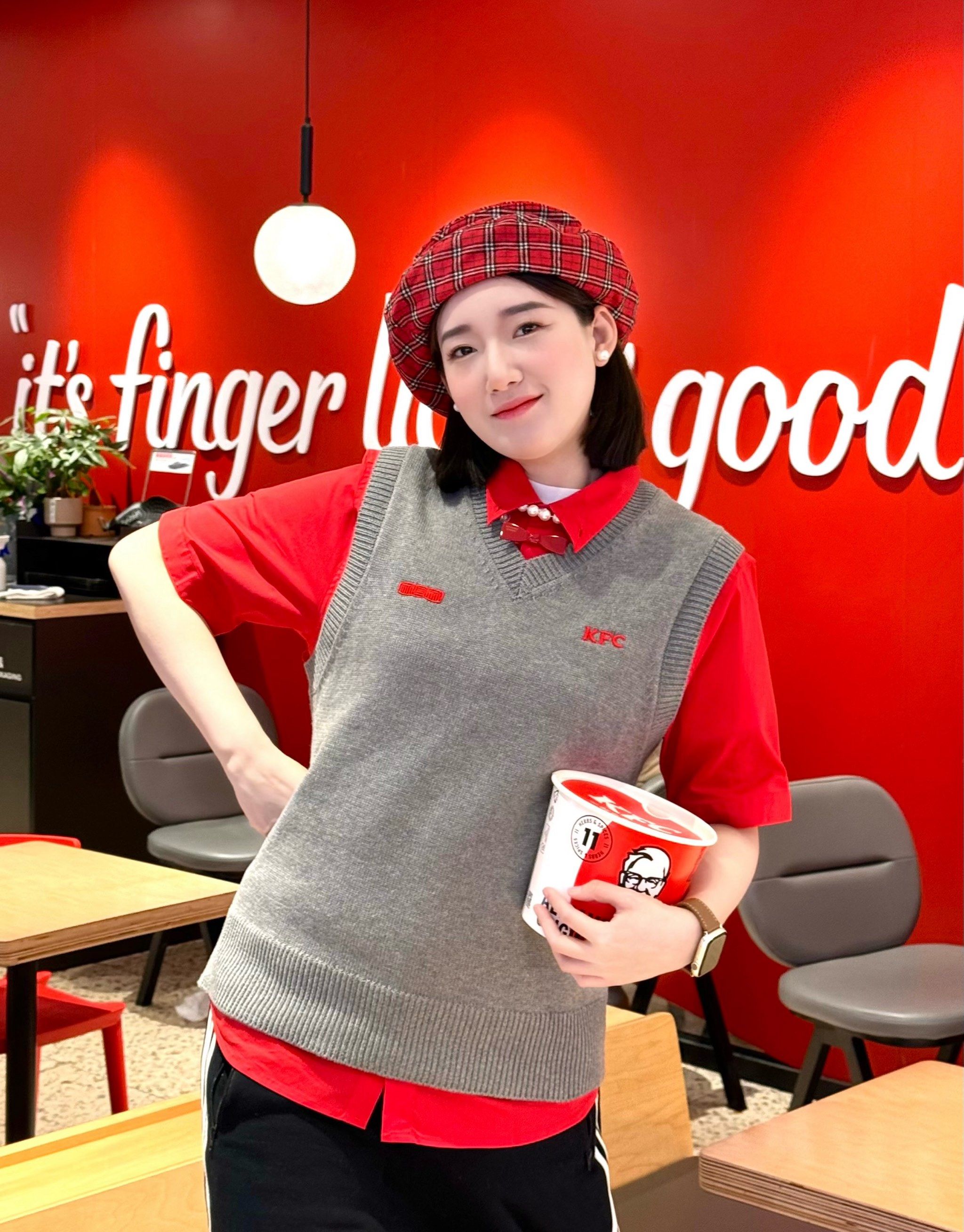 肯德基新工服!goodbai设计的?