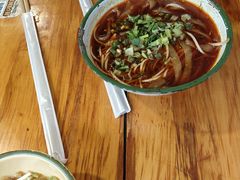 -拈签一笑黄牛肉辣卤串串
