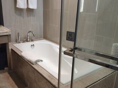 -济南绿地美利亚酒店