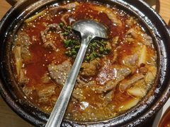 泡菜牛肉锅-付掌柜在成都·热炒砂锅集(金禾店)