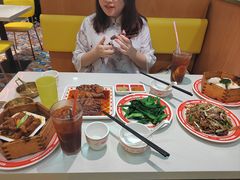 -明腾壹间茶餐厅(新都会花园广场店)