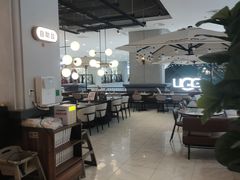 -必胜客(砂之船中东奥莱店)