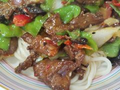 -歹歹的加个面过油肉拌面