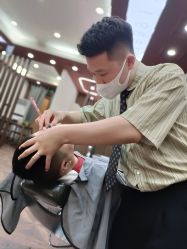 -贝勒爷专业男发