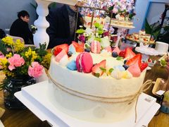 8寸小清新马卡龙主题蛋糕-卓花境Flowerwonderland花店
