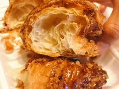 焦糖牛角包-PAPER STONE BAKERY(天环店)