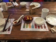 -胡桃里音乐餐厅(陶溪川店)(川湘赣菜·世界百大酒庄直供红酒·音乐表演)