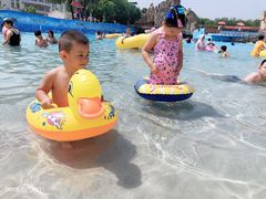 -白鹿温泉加勒比水上乐园