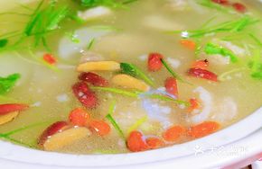 Clear Stewed Lamb and Radish Pot