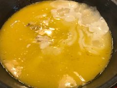 -鲜入围煮花胶鸡海鲜火锅