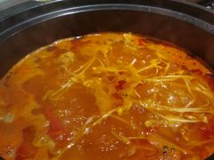 酸汤鱼火锅-猫爷的腔调·黔小馆(交大医学住宅区店)