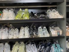 -吾净球鞋奢侈品洗护修复中心(汉街SKP店)