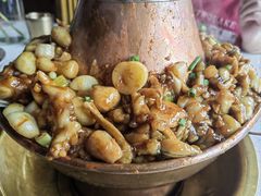 -老佛爷铜炉蛙锅(挂绿店)