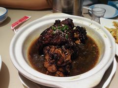 -老码头黑皮肘子锅包肉(赣水路店)