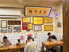 -矮子粉店1985·长沙米粉(湘春路店)