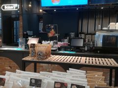 面包甜点陈列柜-酵墅·手感烘焙(印象汇店)