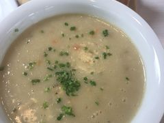 -Bully Hayes Restaurant & Bar
