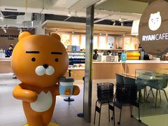 -KAKAO FRIENDS(弘大店)