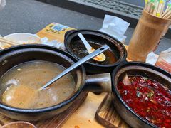 -有红鸡毛店·砂锅菜(抚琴夜市店)