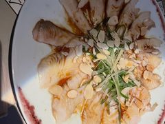 -穹六人间 people 6(岳阳路店)